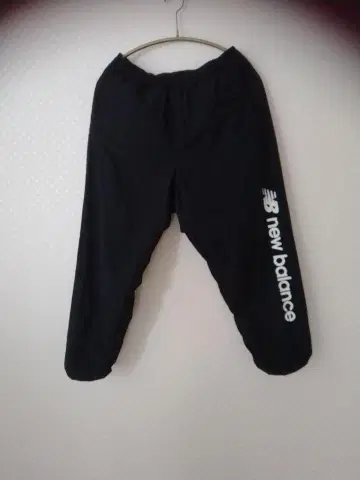 뉴발란스 블랙 팬츠