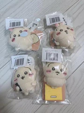 치이카와 토끼가 가득한 복권 E상 봉제 인형 배지