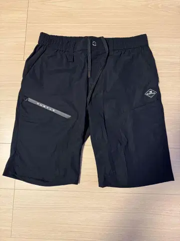 BURTLE 워크 팬츠