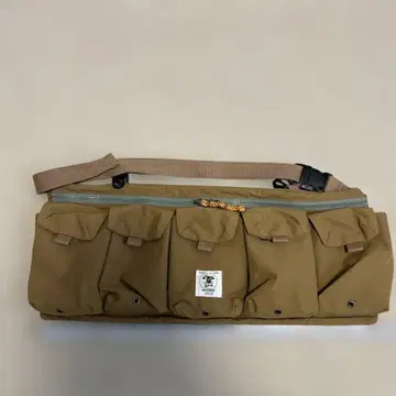 카키 숄더백 5포켓