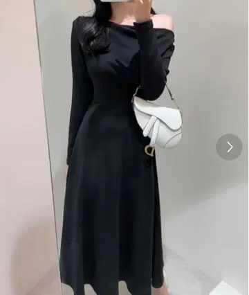 불균형 긴팔 드레스 롱 원피스 블랙 검정