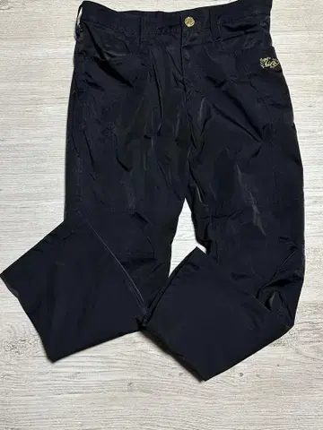 댄스 위드 드래곤 블랙 팬츠