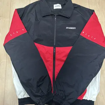 QT8 GARMENTS 나일론 자켓 레드/블랙