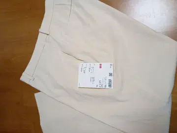 유니클로 앵클 팬츠 2XL 사이즈