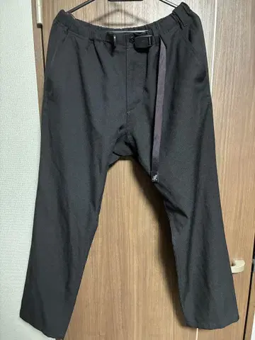 그라미치 팬츠