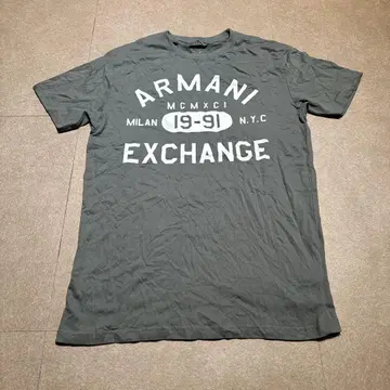 Armani exchange 반팔 티셔츠 카키 그레이 새상품 L