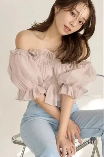 택 포함 새상품 SNIDEL 개더 오프숄더 블라우스 PNK 신상