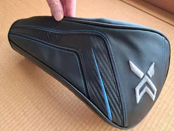 제키오 XXIO 드라이버용 골프헤드커버 블랙과 파랑