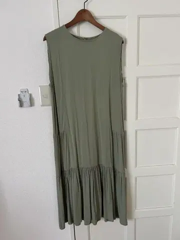 어반 리서치 슬리브리스 티셔츠 원피스 그린