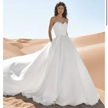 [클리닝 완료] PRONOVIAS A 라인 웨딩 드레스