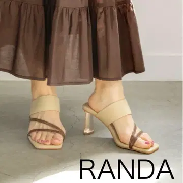 RANDA 샌들 브라운 베이지 클리어 힐 L
