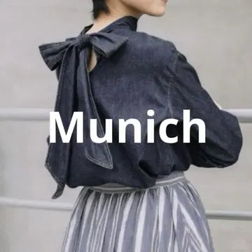 새상품급 Munich 뮤닉 데님 보타이 블라우스 일본제 깨끗함