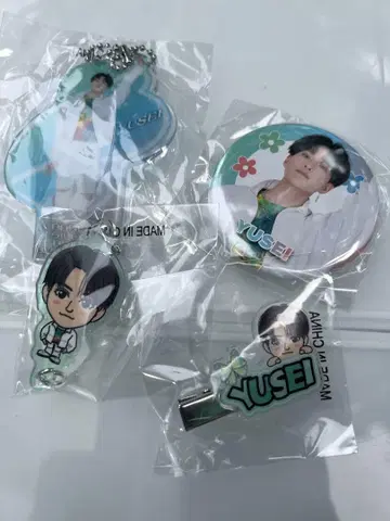 fantastics 야기 유세이 캔뱃지 클리어 참 컴프