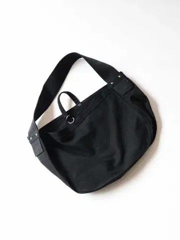 T.T Newsboy bag Taiga Takahashi 004 백
