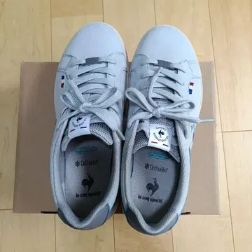 르꼬끄 스니커즈 23.5cm