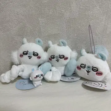 치이카와 봉제 인형 스크런치 모몽가 누워 있는 마스코트