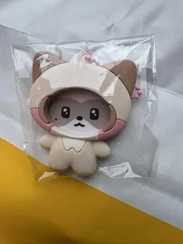 zb1 zeroni POPUP PVC 사진 홀더 키링 하니니 하오