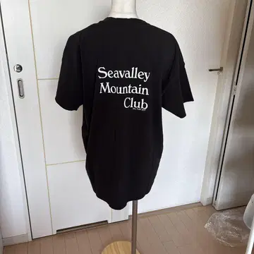 SEA Seavalley Mountain Club 티셔츠 블랙