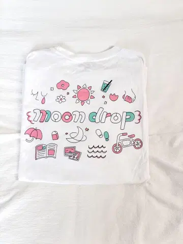 moon drop 티셔츠
