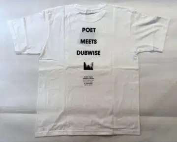미사용 새상품 POET MEETS DUBWISE 로고 티셔츠