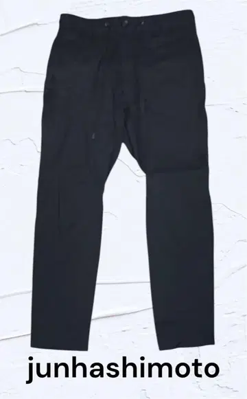 junhashimoto 9 TUCKLESS SLIM PANTS 블랙