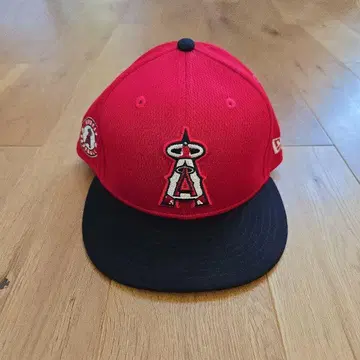 MLB 빨검 야구 모자
