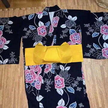 손바느질 제작 핸드메이드 여성용 유카타 네이비 컬러 꽃무늬