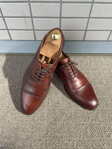 스카치 그레인 스트레이트 팁 신발