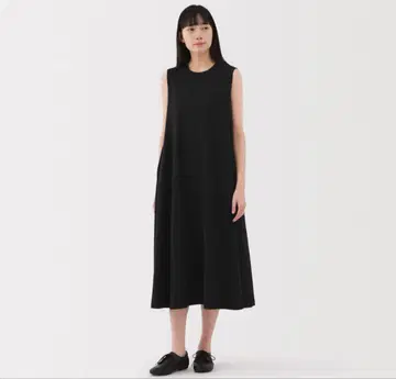 무인양품 냉감 UV 차단 슬리브리스 원피스 블랙
