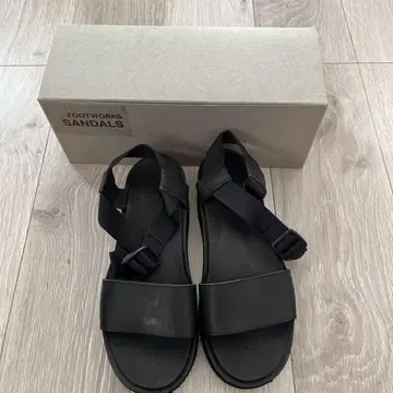 FOOTWORKS 샌들 블랙 25cm