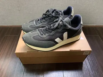 VEJA RioBranco EUR42 27cm
