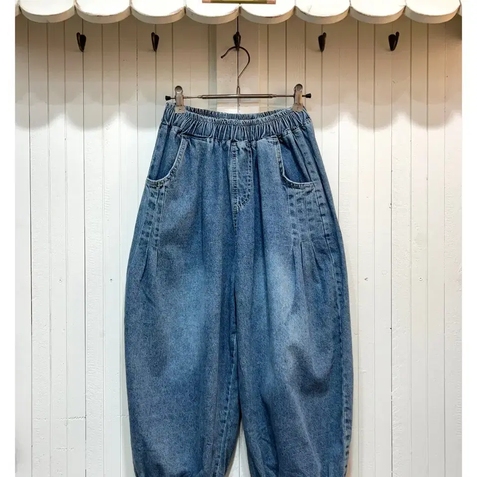 【WONDER WONDER】Gent Curve Balloon Wide Denim Pants Ghent Curved Balloon Wide Denim Pants - WONDER WONDER | 60