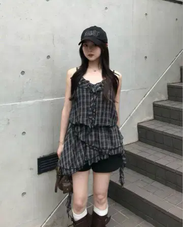 블랙 체크 프릴 아지메 미니 원피스 emmy amood