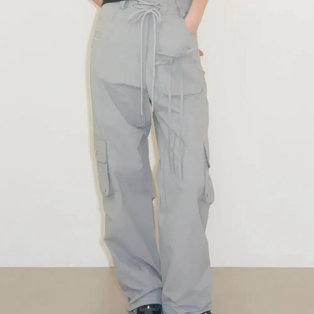 ★ILLIGO★ NYLON STRING CARGO BANDING PANTS 4 COLOR New product) illigo Nylon String Cargo Banding Pants Gray on