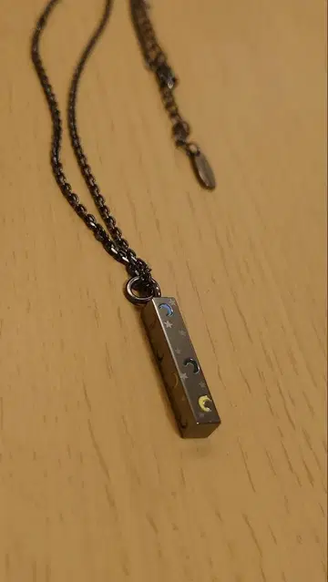 폴스미스 별과 달 모티브 목걸이