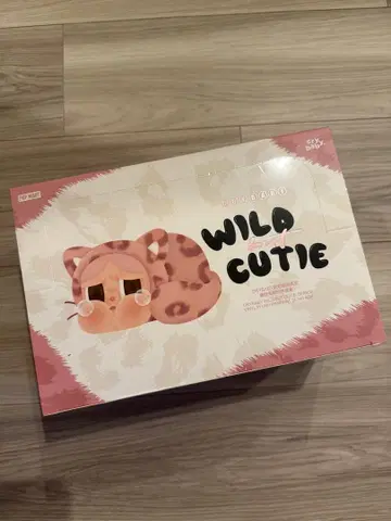 POPMART CRY BABY WILD BUT CUTIE 모듬 박스
