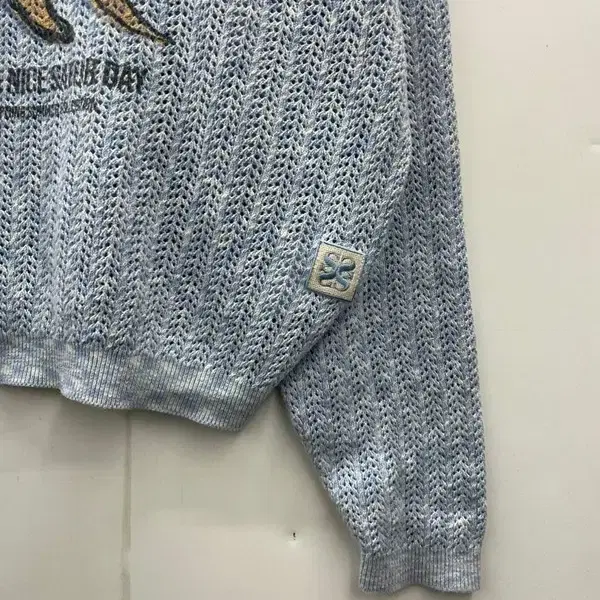 ニット・セーター SATUR Ibiza Ocean Graphic Meshed Knit 4FK1253 SATUR Ibiza Ocean Graphic Meshed Knit 4FK1253