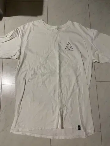 HUF 화이트 티셔츠 L 사이즈