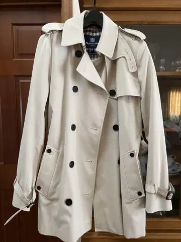 Aquascutum 베이지 트렌치코트 UK12