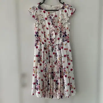 미사용 TOCCA 토카 플리츠 원피스 꽃무늬 size2 핑크 계열
