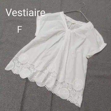 베스티에르 나투란 레이스 블라우스 자수 프렌치 슬리브