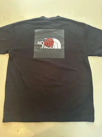 THE NORTH FACE 사각 로고 일본 국기 L