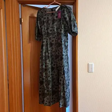 Liberty Fabrics 꽃무늬 반팔 롱 원피스 M