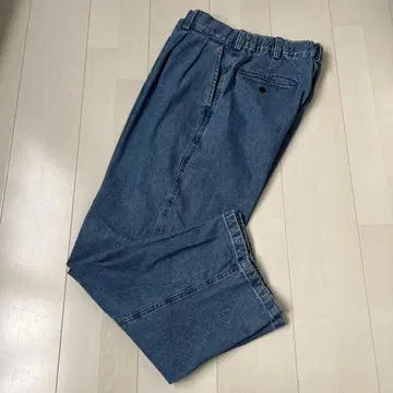 지유 데님 투 턱 배기 슬랙스