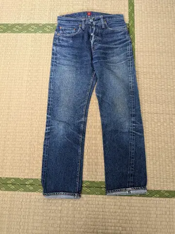 다크 블루 스트레이트 데님 팬츠