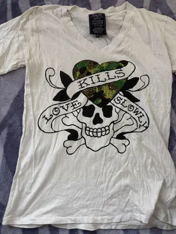 ED HARDY 스컬 하트 티셔츠 카모플라쥬