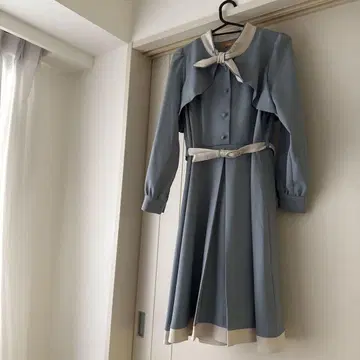 레이어드 바이컬러 원피스 인기 색상 건배의 날 핀트 fint