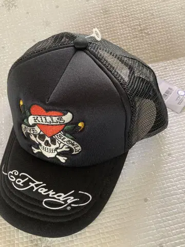 Ed Hardy 스컬 자수 캡 메쉬 햇