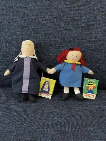 에덴사 마들렌과 미스쿠라벨 선생님의 인형 2종 세트