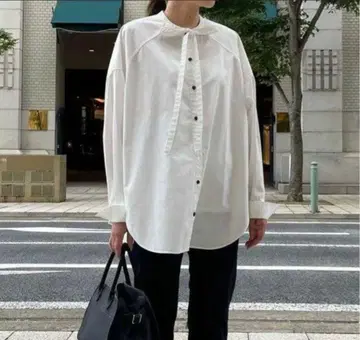 미사용품급 OHGA 보타이 블라우스 화이트 리본
